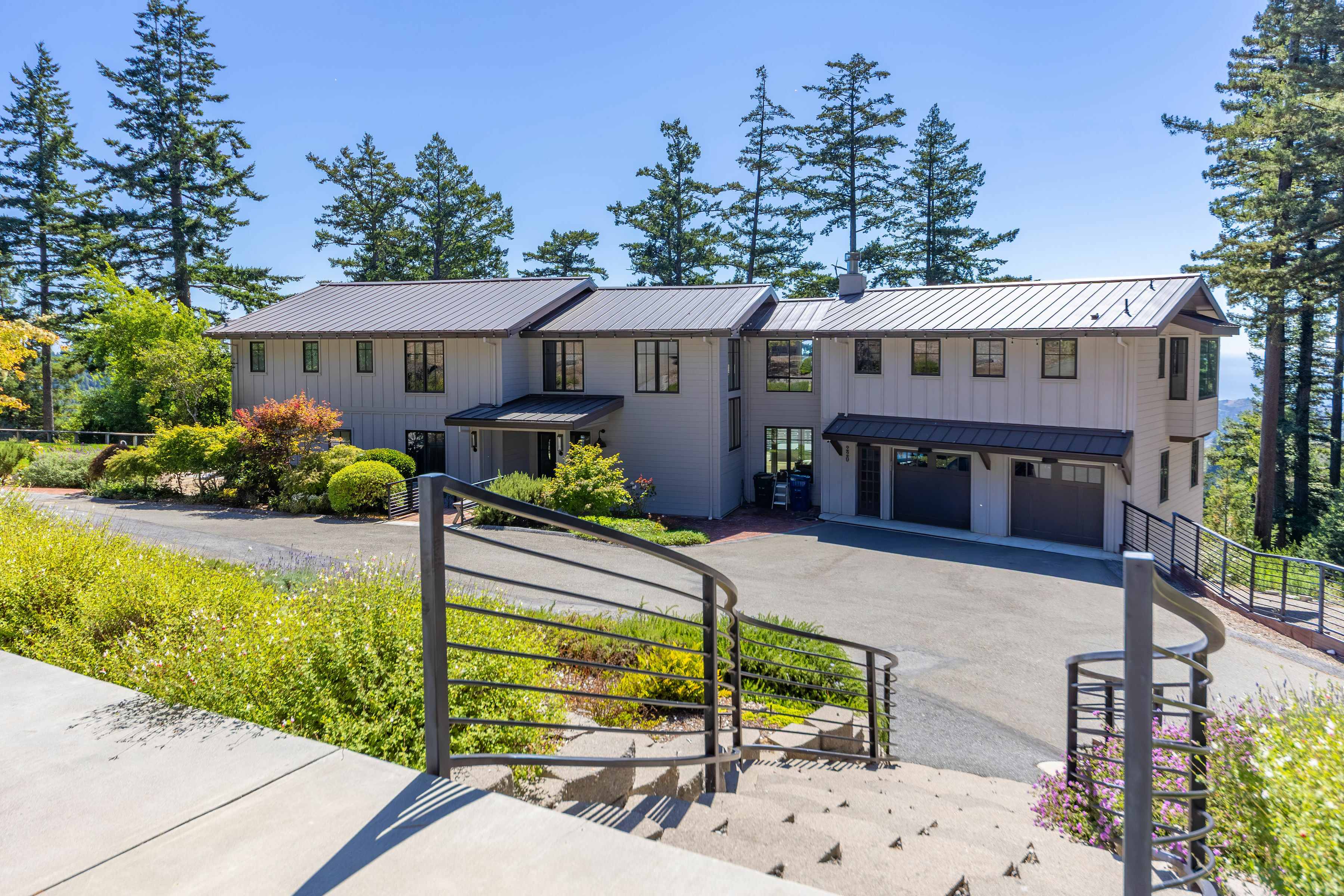 220 Ware Road, Redwood City, CA - 15,000 USD/ month