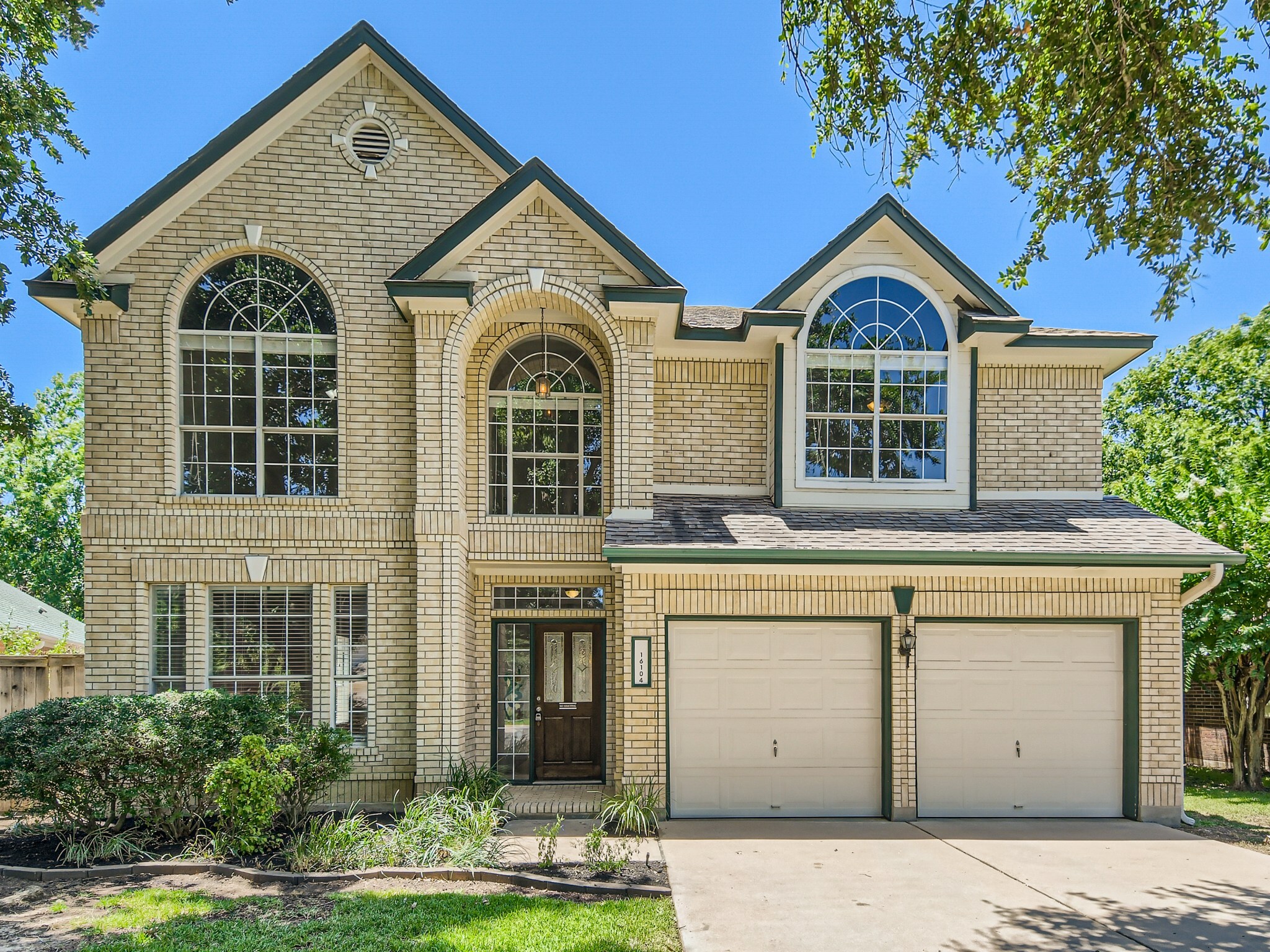 16104 Fritsch Cove - 2,900USD / month