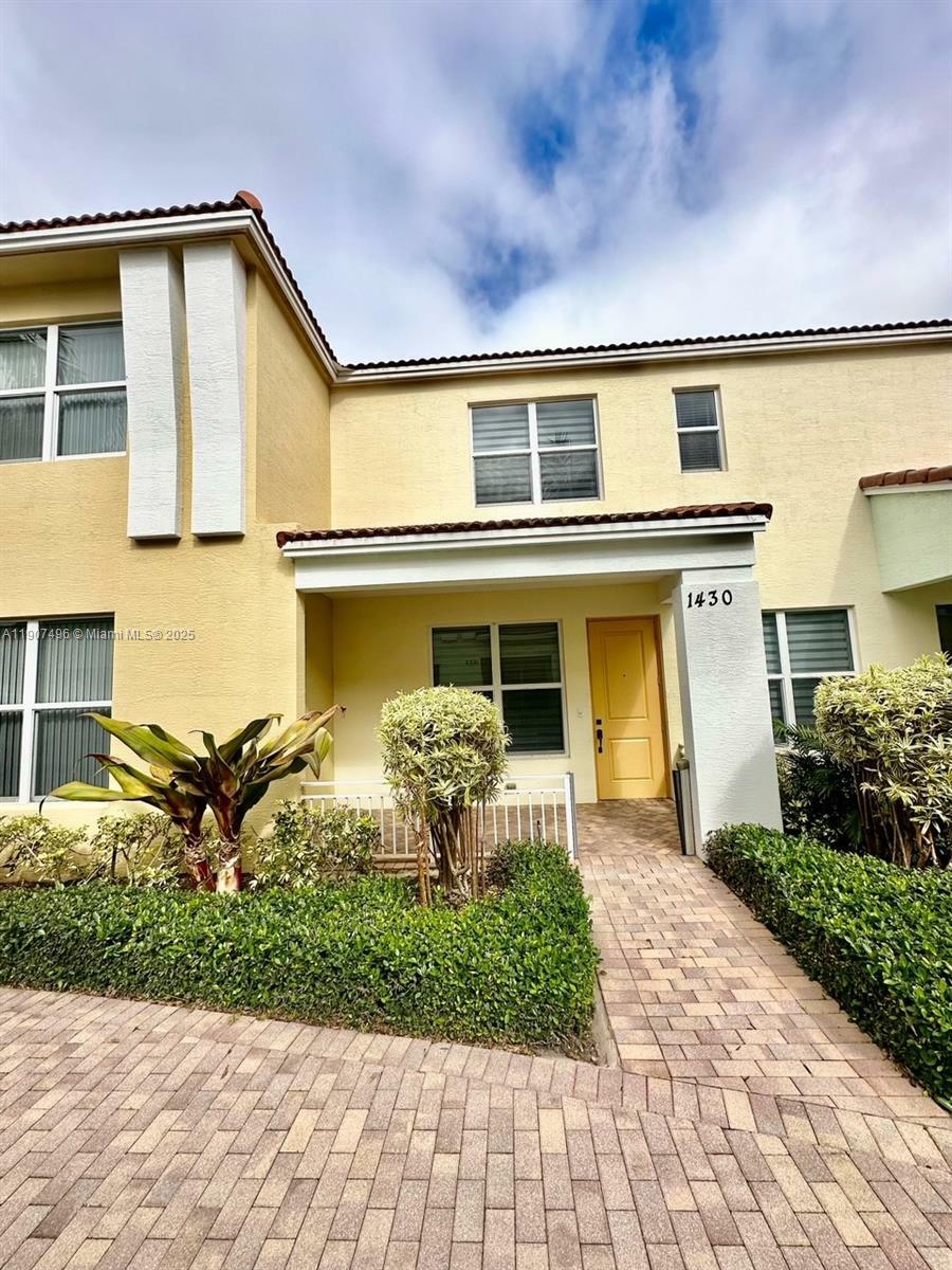 1430 Northwest 48th Drive, Boca Raton, FL - 3,600 USD/ month