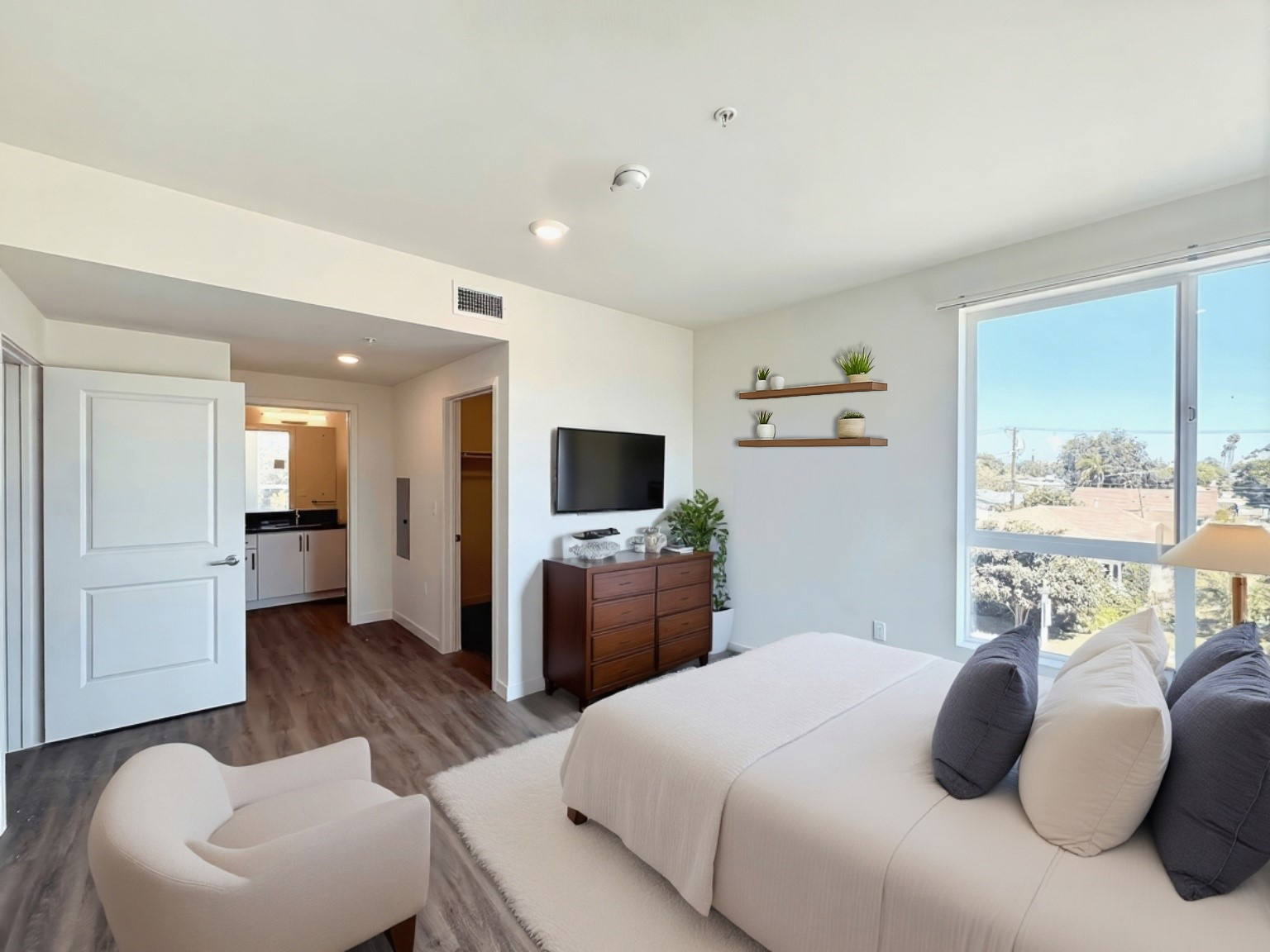 3567 Chesapeake Avenue, Los Angeles, CA - 2,595 USD/ month