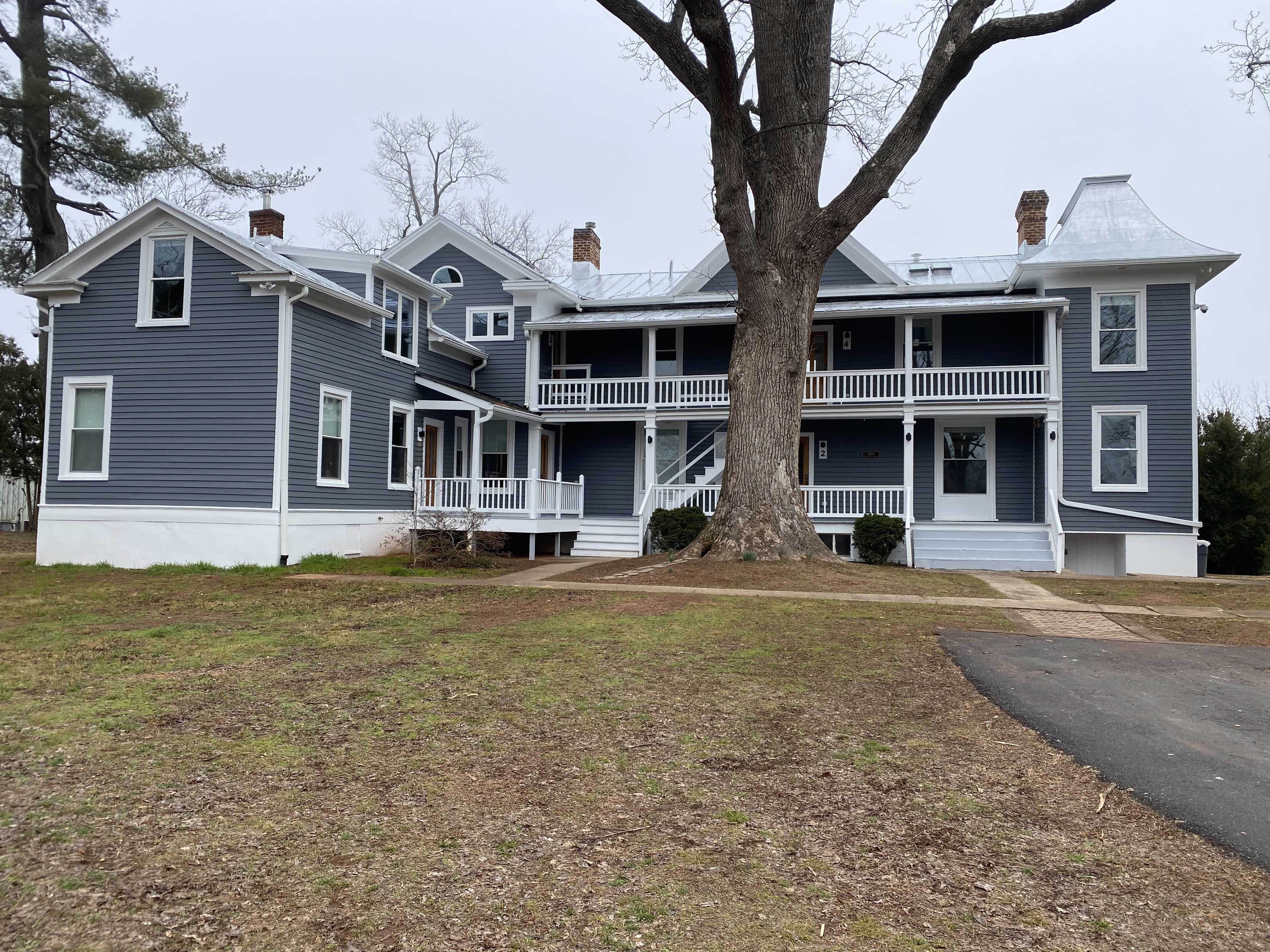 Apartment for Rent in Charlottesville