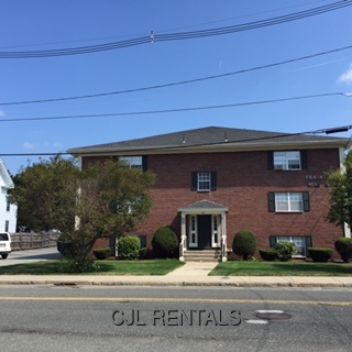 Apartment for Rent in Stoneham