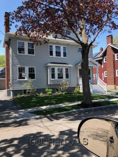 Apartment for Rent in Belmont