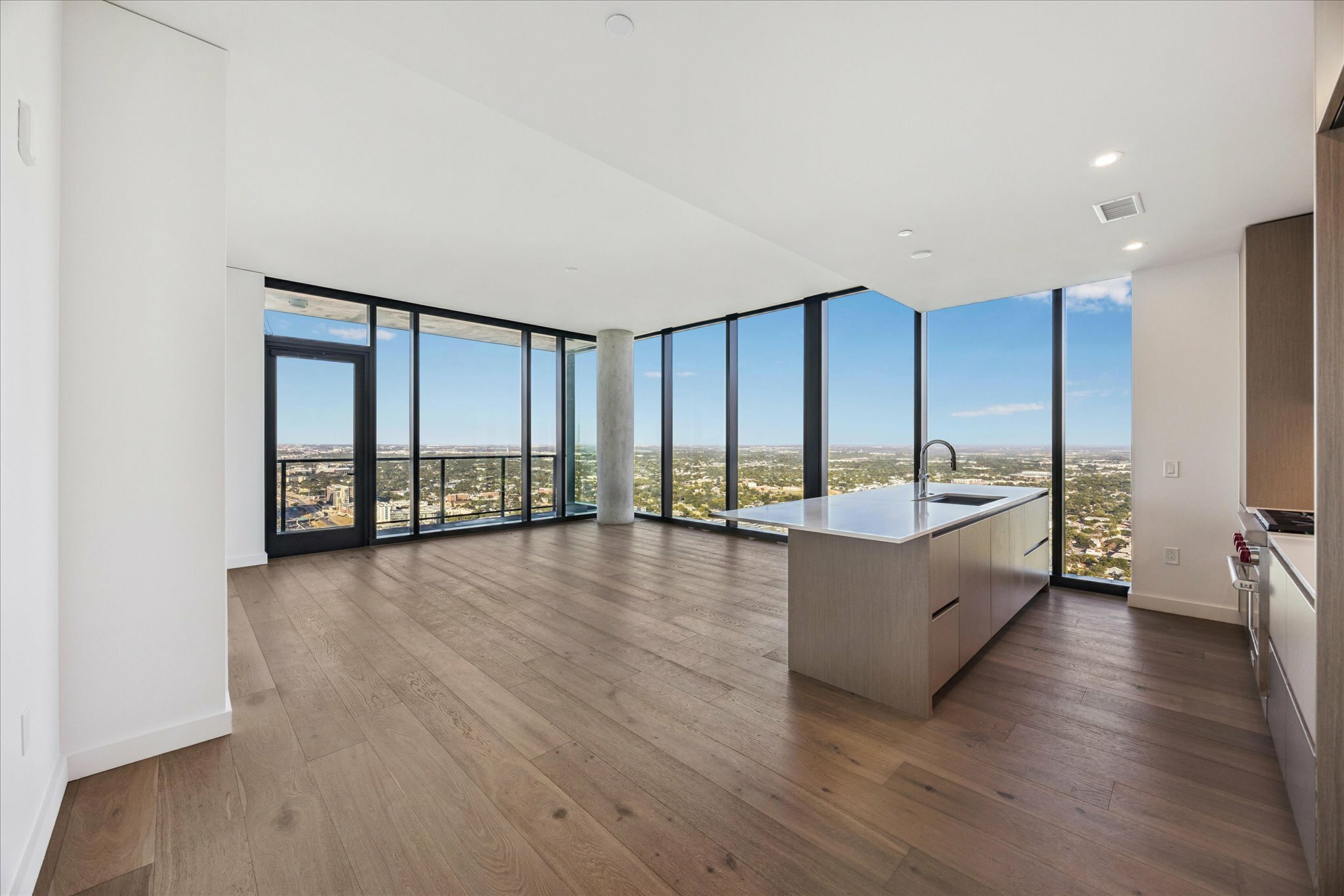 610 Davis Street, Austin, TX - 5,350 USD/ month