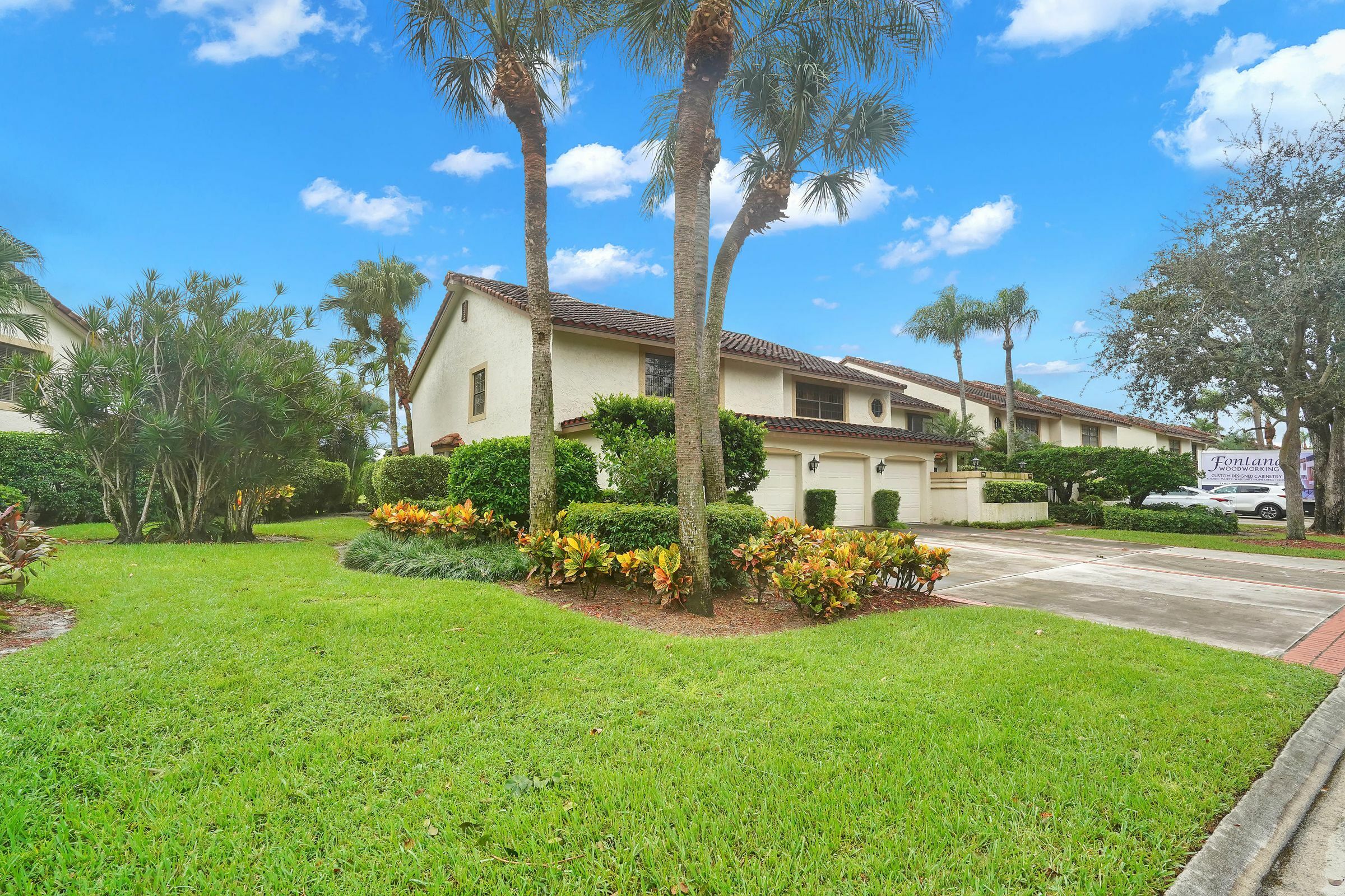 7714 La Mirada Drive, Boca Raton, FL - 4,000 USD/ month