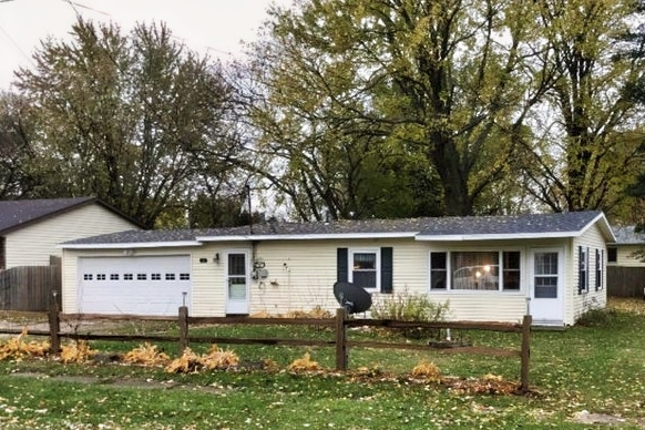 54 Fontenelle Street Southeast, Grand Rapids, MI - 2,000 USD/ month