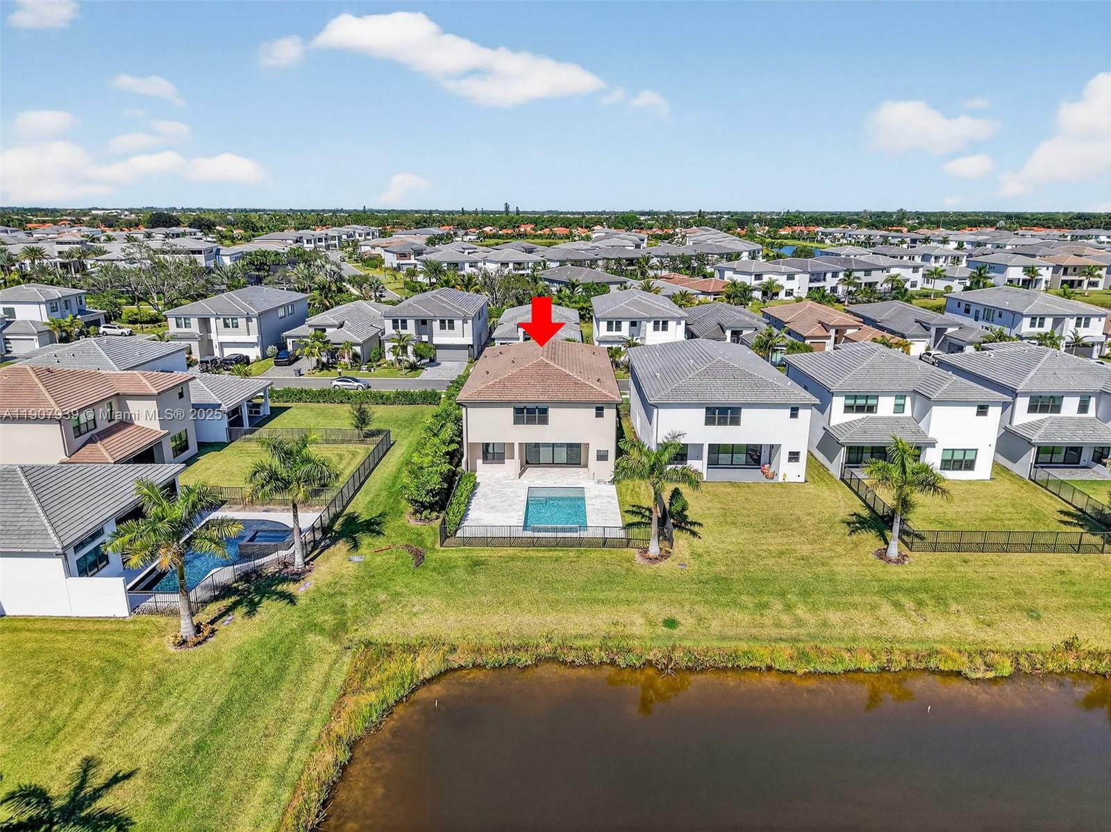 8356 Royal County Down Road, Boca Raton, FL - 18,000 USD/ month