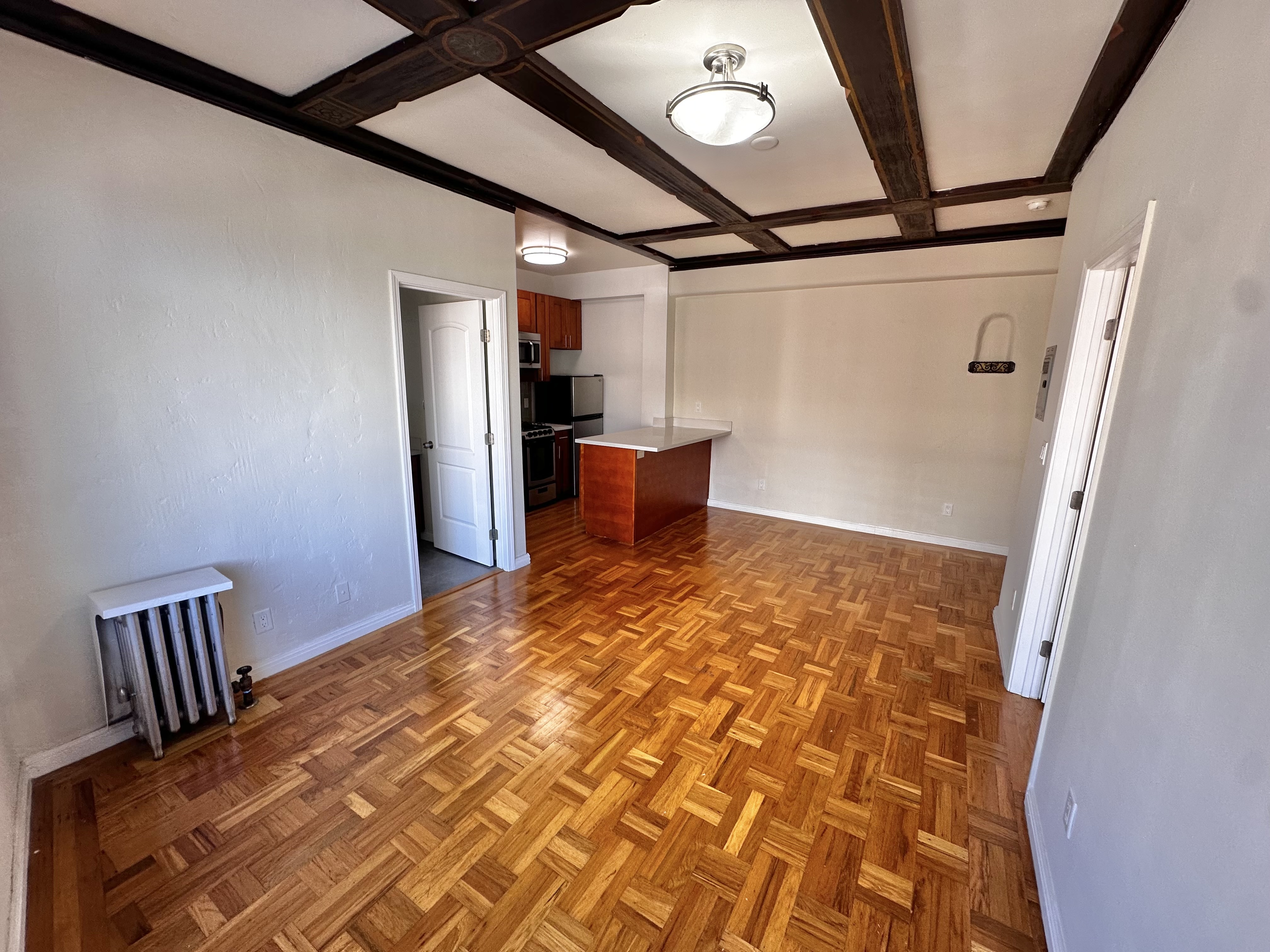 770 California Street, San Francisco, AL - 2,500 USD/ month