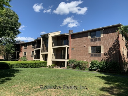 Apartment for Rent in Newton